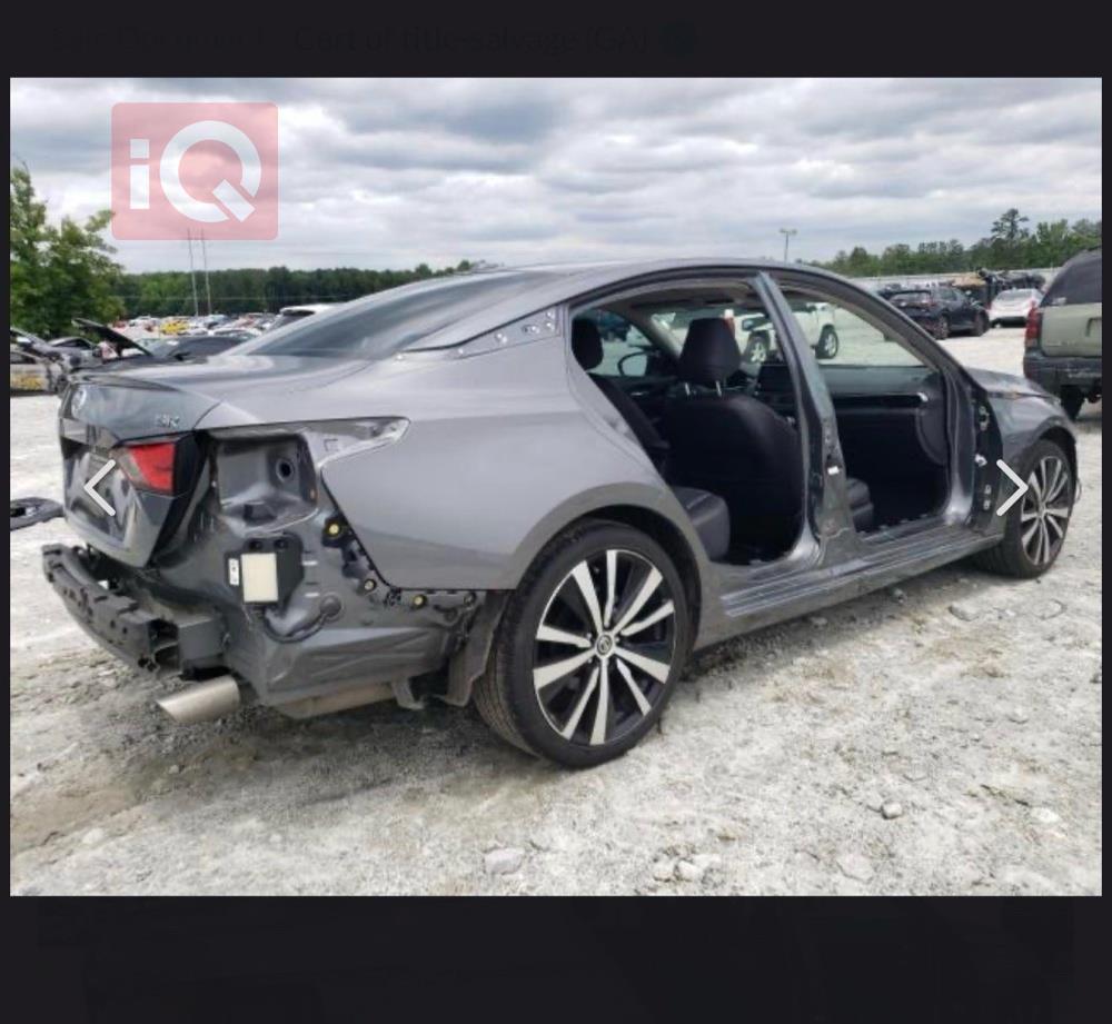 نيسان ألتيما